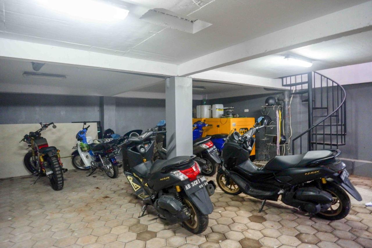 Reddoorz Plus Near Patung Kuda Undip Jatingaleh Exterior foto